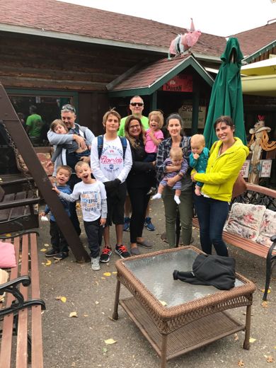 Aspen, 2016: Stefano with Nina, Matteo and Nico below, Alessandro, Chantal with Mila, me, Alex with Sonny, Tara and Luka. Nico, Sonny and Nina are Stefano and Alex’s; Matteo, Mila and Luka are Tara and Jimmy’s.